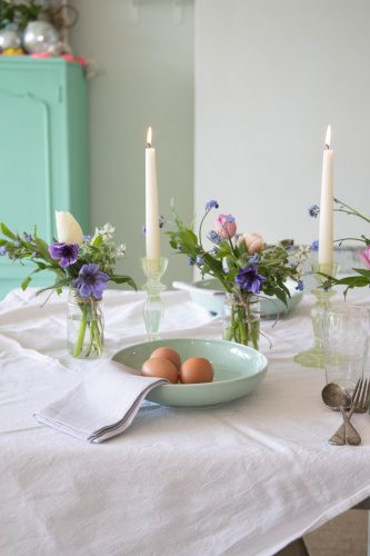 Simple Spring Table