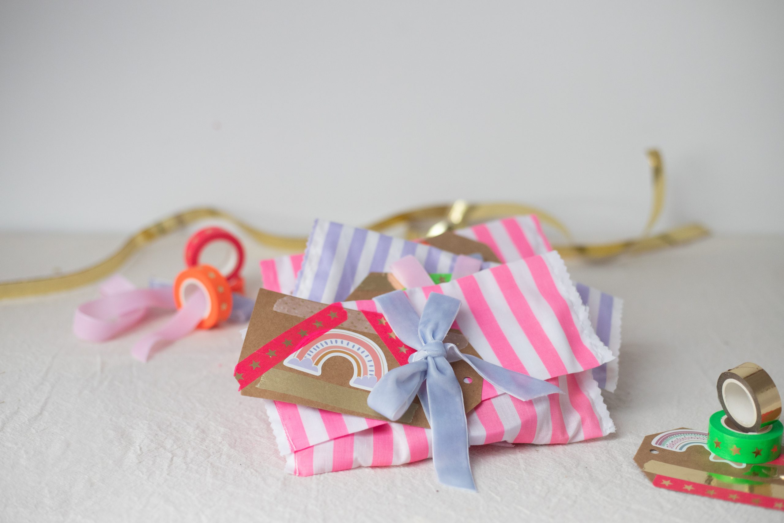 Lotts and Lots DIY Fabric Scrap Party Bags