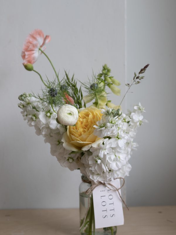 Bud Vase Centrepiece