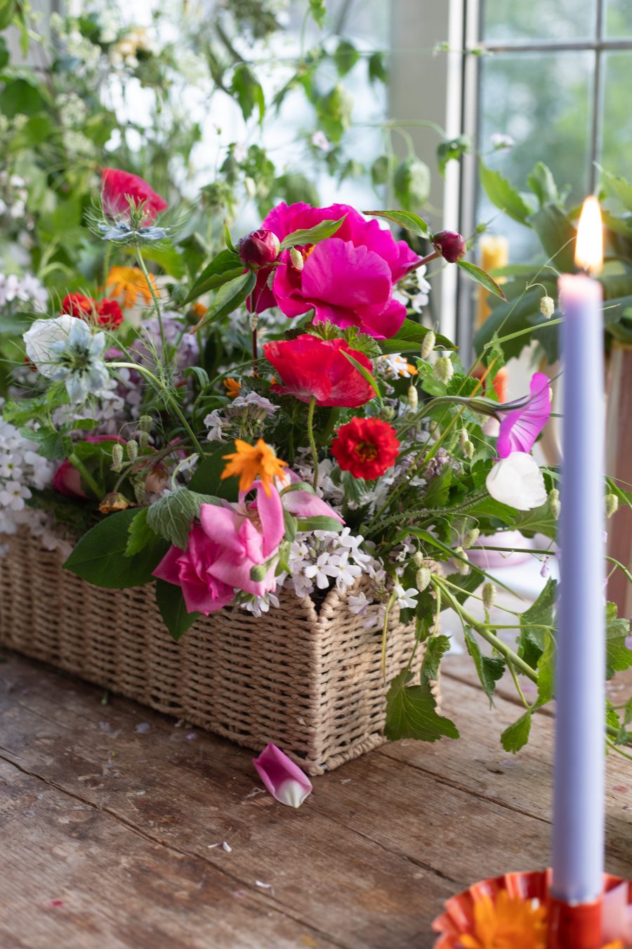 DIY flower basket and simple flower arrangements