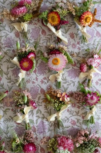 30 wedding buttonholes Leigh-on-Sea