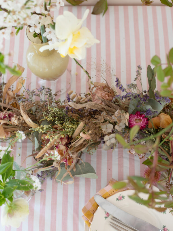 dried floral garland DIY