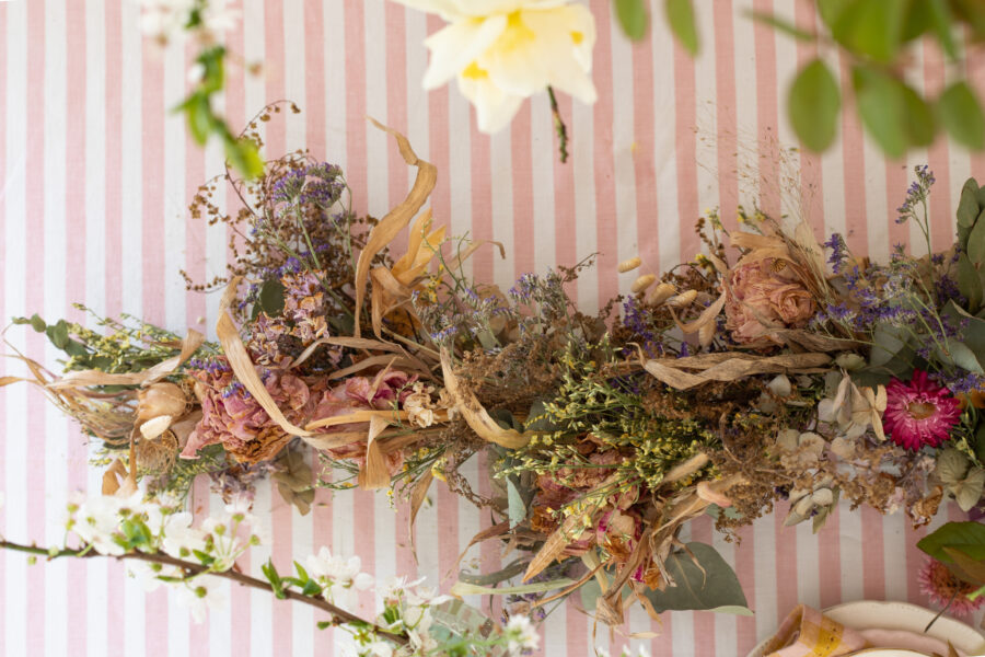 dried floral garland DIY