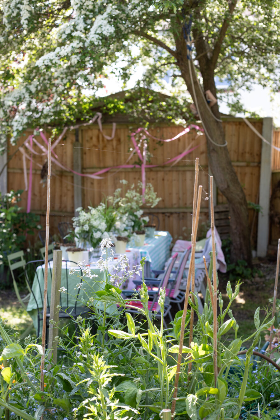 Nostalgic floral workshop or party