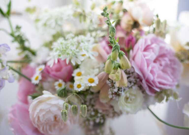 A romantic pink and white June Wedding. The Roslin Beach Hotel, June 2026