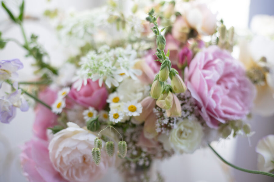 A romantic pink and white June Wedding. The Roslin Beach Hotel, June 2026