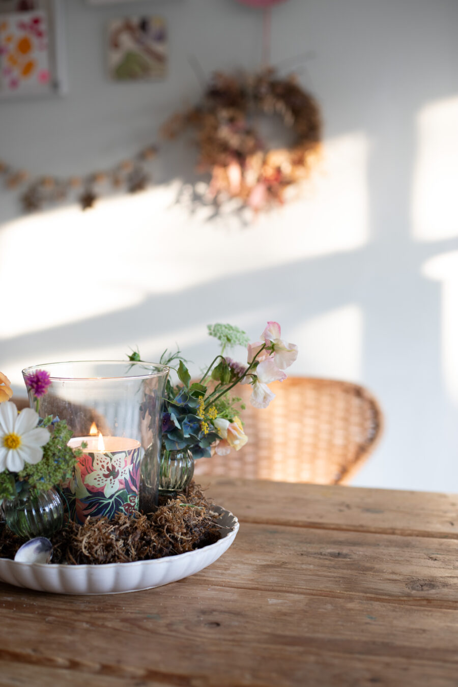 A simple fresh flower wreath/candle holder