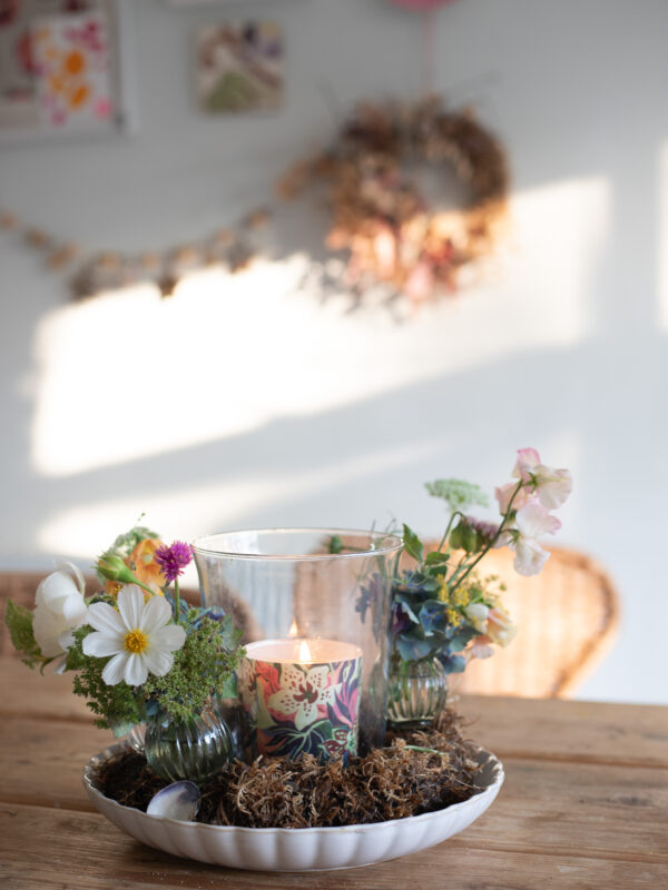 A simple fresh flower wreath/candle holder