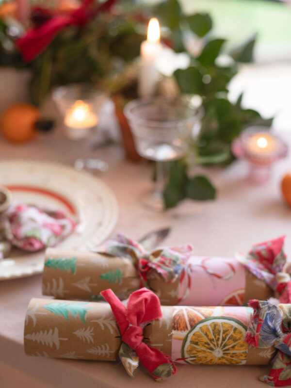 DIY - Decorated Christmas Crackers